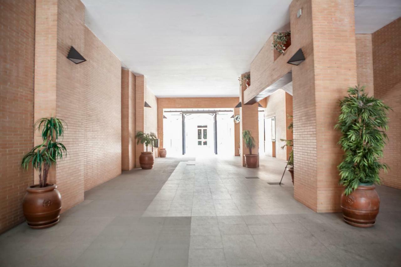 Apartamento Buhaira Севілья Екстер'єр фото